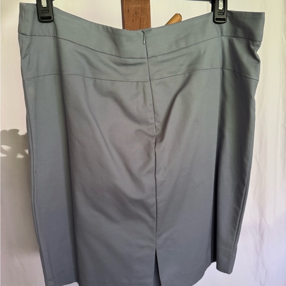 Ellen Tracy Light Blue Pencil Skirt - Picture 5 of 5